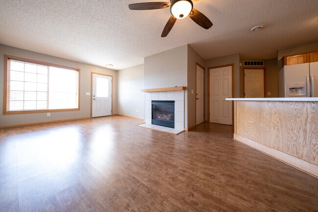 Building Photo - 102 Horizon Dr