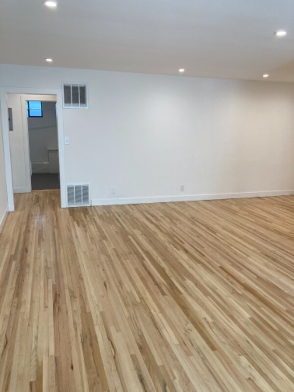 Foto del edificio - 852 S Lucerne Blvd