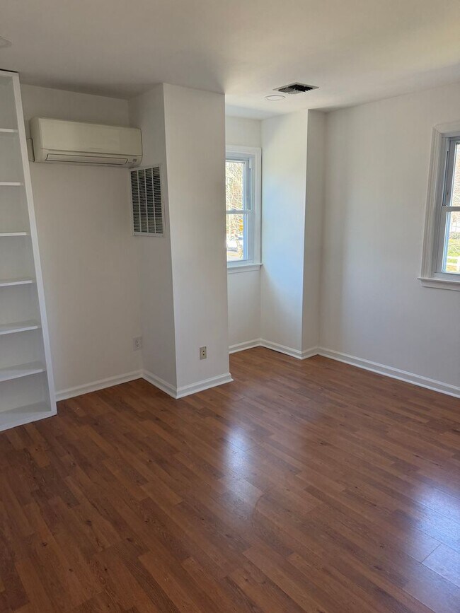 Foto del edificio - Charming 4-Bedroom, 1.5 Baths Home in Prime Absecon Location