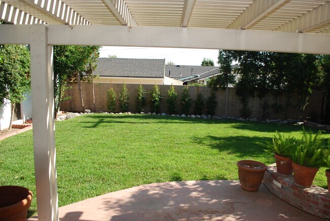 Foto del edificio - 1162 Baxter Dr
