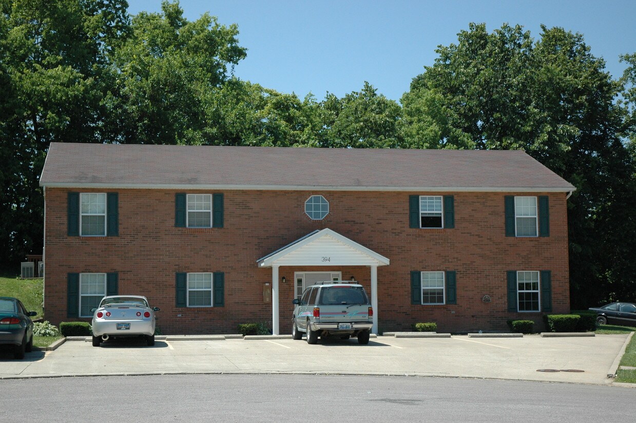 Primary Photo - 394 Grantland Dr