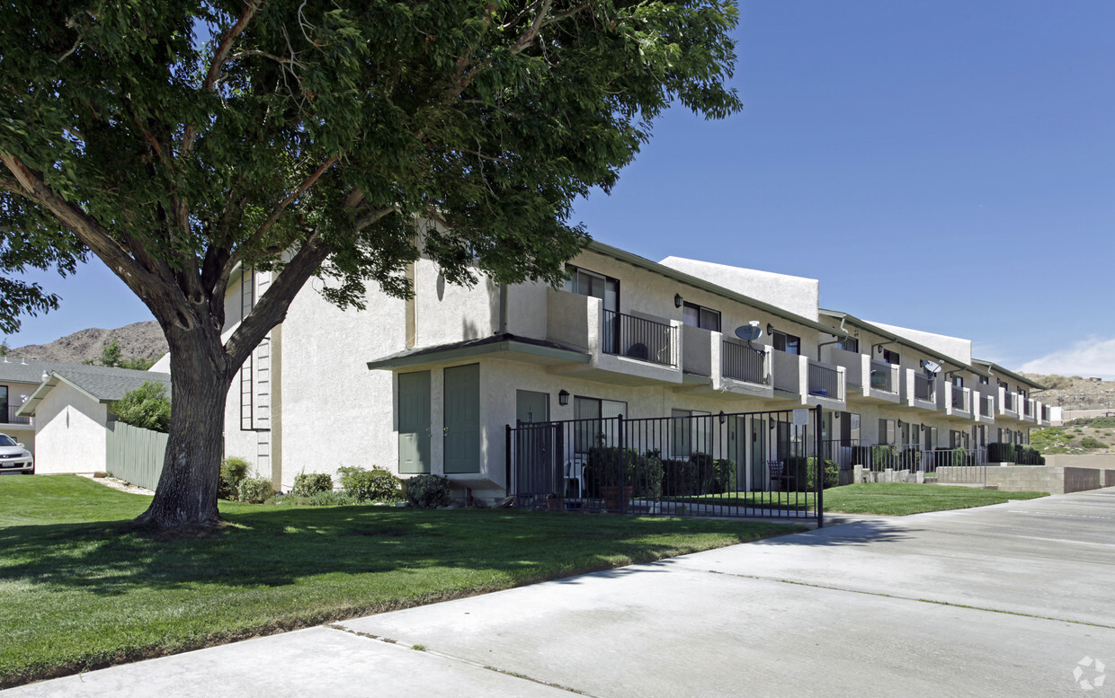 Casas adosadas con vista a la montaña - Mountain View Townhomes