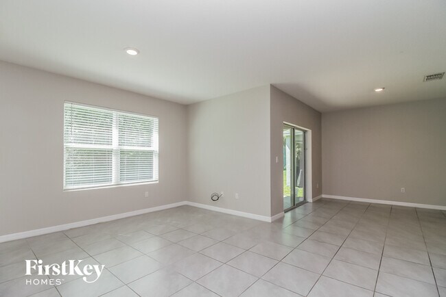 Building Photo - 3663 Crimson Clover Dr