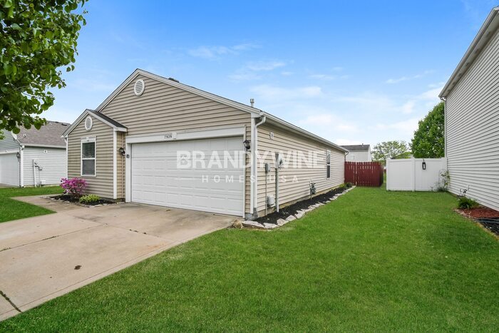 Primary Photo - Step into Your New Home! Tour & Apply Now!...