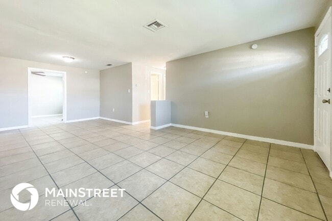 Building Photo - 1103 Chelsea Ln