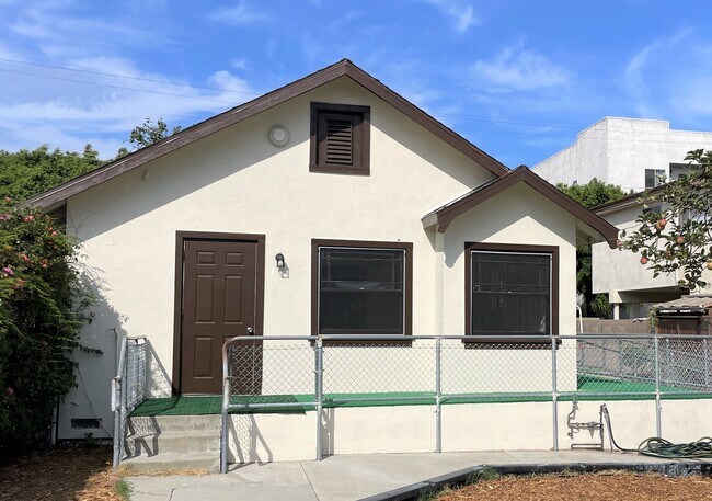 Front Entrance - 3704 Westwood Blvd