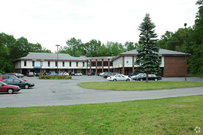 Building Photo - Crescent Commons