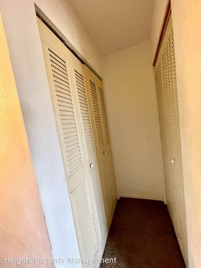 Building Photo - 1 br, 1 bath House - 3207 W Willow Knolls ...