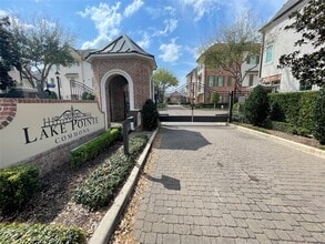 Building Photo - 15622 Broad St