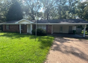 Building Photo - 601 N Browder St