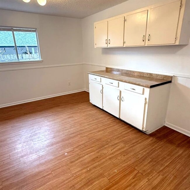 Foto del edificio - 2715 St Edwards Cir