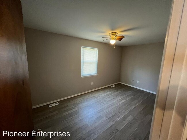 Building Photo - 3 br, 2 bath House - 304 Elizabeth Ave