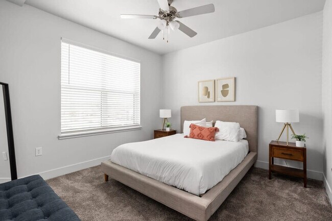 Foto del edificio - 8506 Westfield Blvd