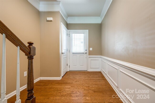 Building Photo - 15555 Canmore Street
