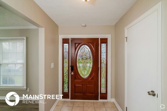 Building Photo - 6907 Mariemont Dr