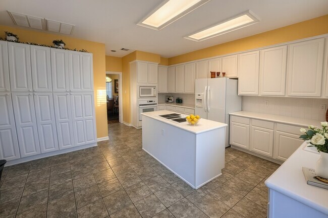 Foto del edificio - 1111 Mulberry Ln