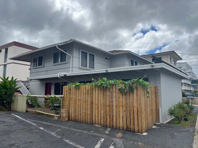 Foto del edificio - 1238 Rycroft St