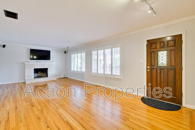 Foto del edificio - 1630 Alison Ave