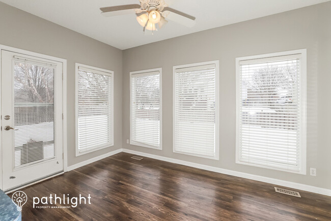 Foto del edificio - 15907 South Stagecoach Drive
