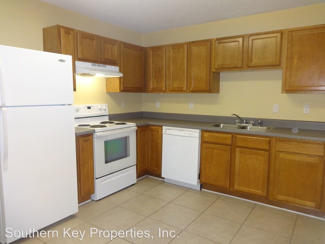 Building Photo - 329 Dahlquist Dr