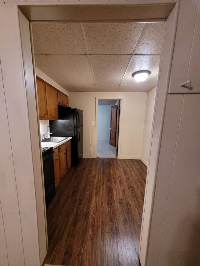 Building Photo - 23 Cloister Ave