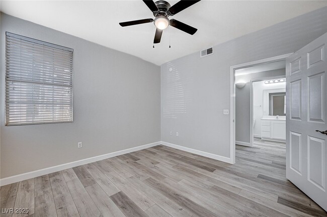 Building Photo - 75 N Valle Verde Dr