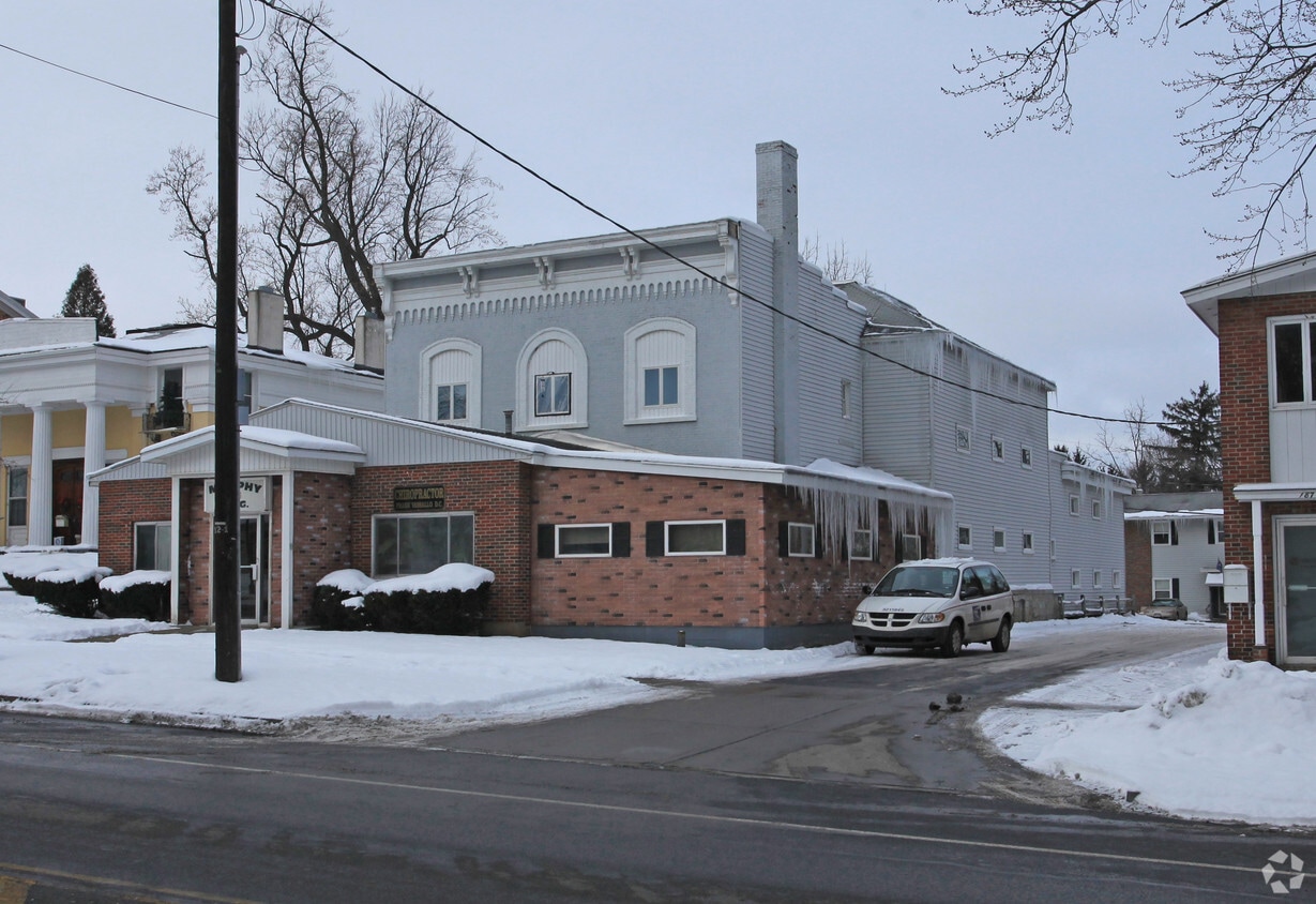 189 W Genesee Pl, Auburn, NY 13021 Apartments in Auburn, NY