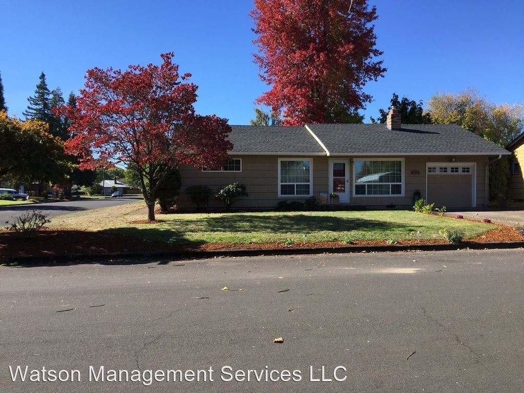 2 br, 1 bath House 2140 Tudor Way SE