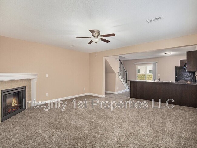 Building Photo - 254 N Pointe Ln