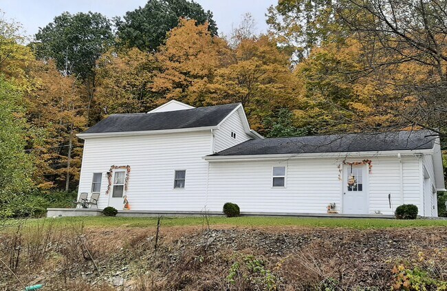 Building Photo - 603 Cream Hollow Rd
