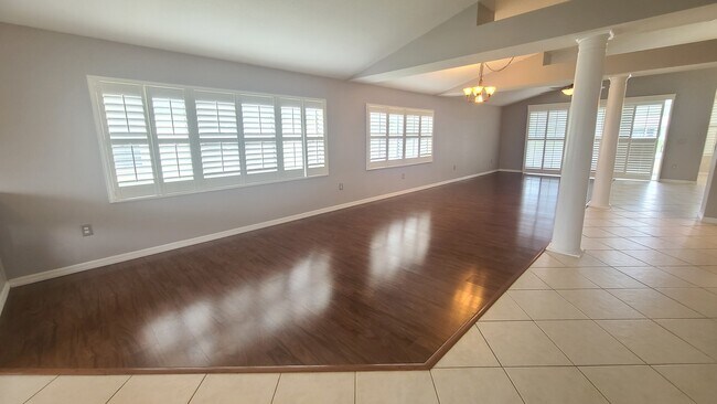 Foto del edificio - 6790 Calistoga Cir