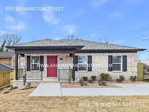 Building Photo - 800 Washington St