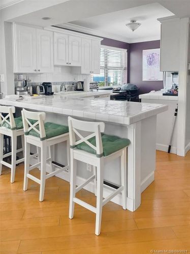 Foto principal - 1401 N Riverside Dr