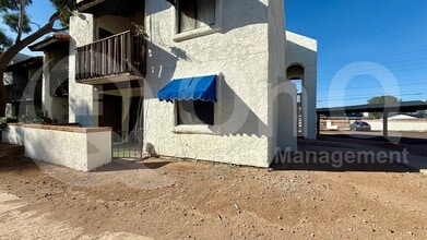 Building Photo - 2121 W Union Hills Dr