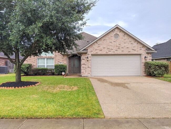 Foto del edificio - May Move In! 3 Bed 2 Bath In Edelweiss Gar...