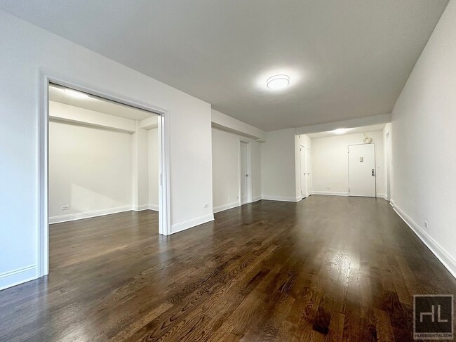 Building Photo - EAST 57 STREET