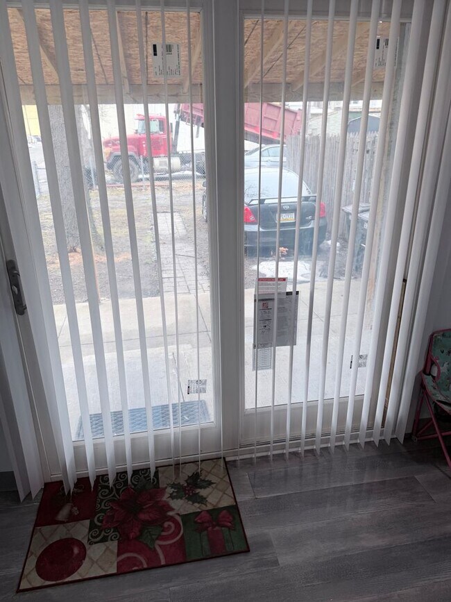 Foto del edificio - Bridesburg 3 BDR 1.5 Ba home available for RENT!