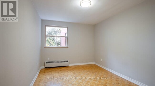 Building Photo - 1030 Pearson Dr