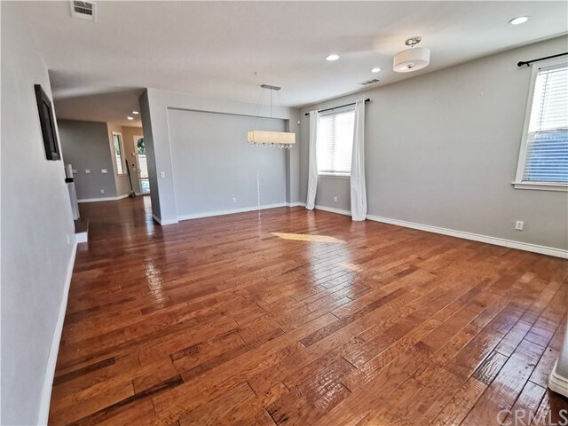Building Photo - 5575 Veronese Dr