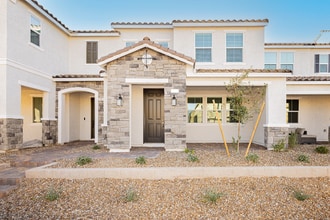 Building Photo - 2763 Fantoni St