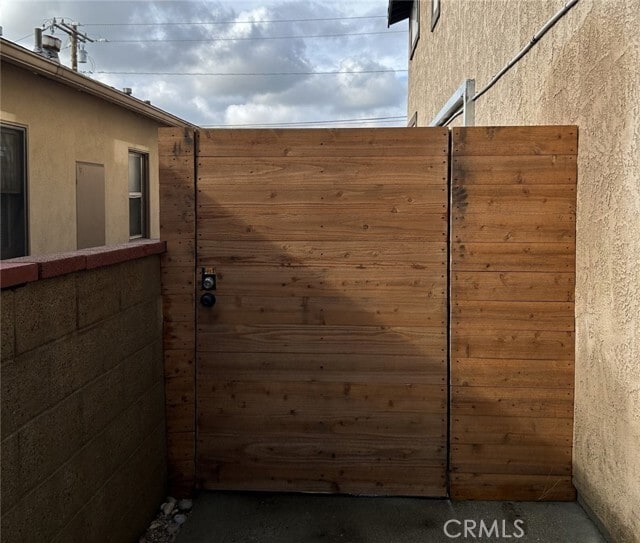 Building Photo - 127 N Canyon Blvd