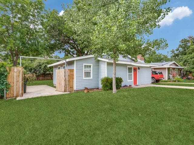 Building Photo - 512 Bluebonnet Dr