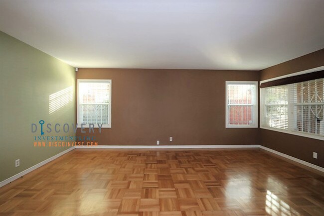 Foto del edificio - 680 33rd St