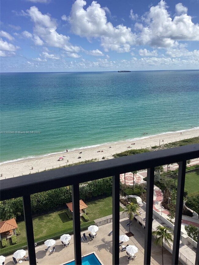 Foto del edificio - 2625 Collins Ave