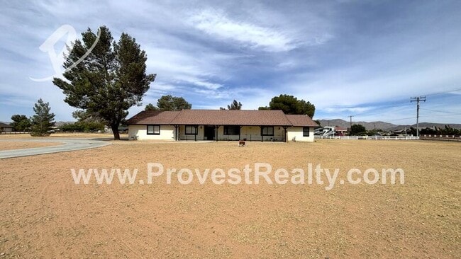 Foto del edificio - 14945 Flathead Rd