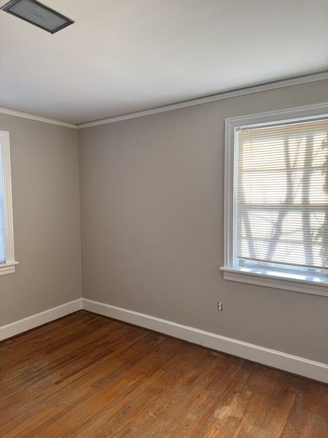 Foto del edificio - Great Price and location!