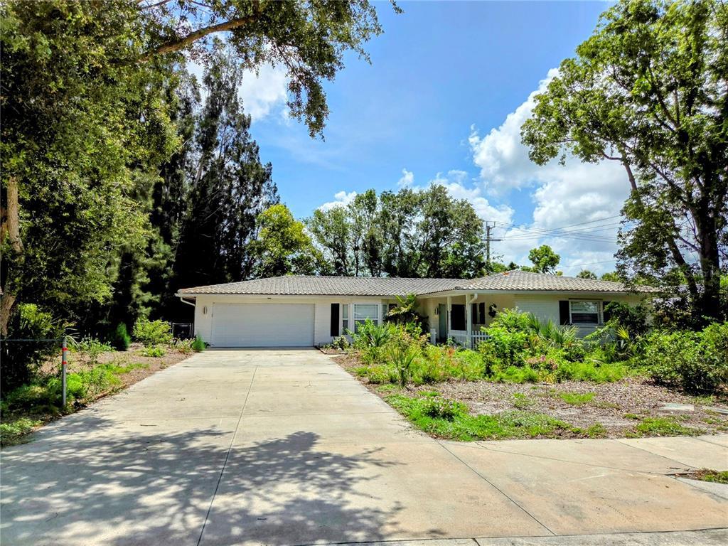 Foto principal - 3125 S Lockwood Ridge Rd