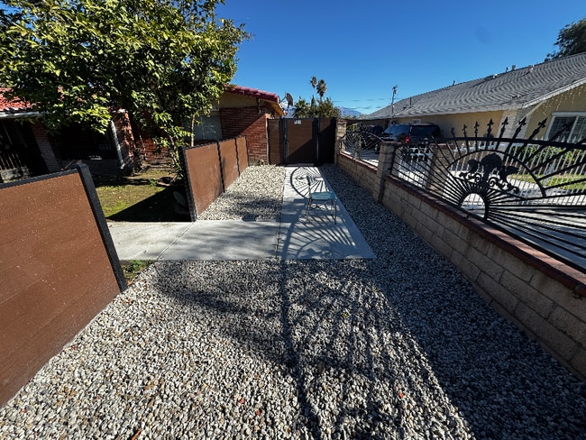 Foto del edificio - 7215 Del rosa