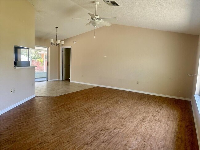 Foto del edificio - 11455 Riddle Dr