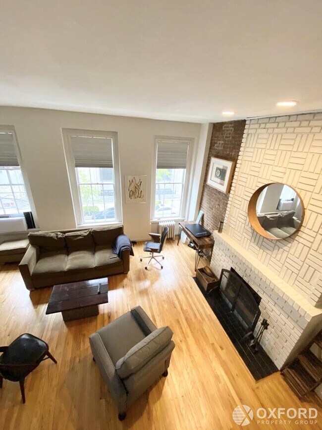 Building Photo - 22 West 83rd Street